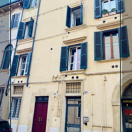 Un Punto Al Cuore A Verona Eksteriør billede