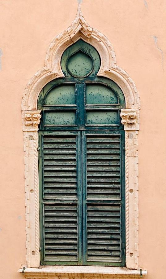 Un Punto Al Cuore A Verona Eksteriør billede